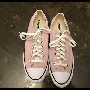 Chuck Taylor Converse